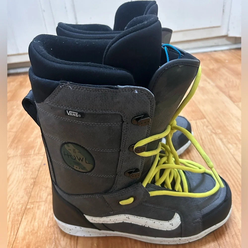 Vans Howl Hi-Standard Snowboard Boots Mens Size 10.5 2018 Collab Rare Gray Camo